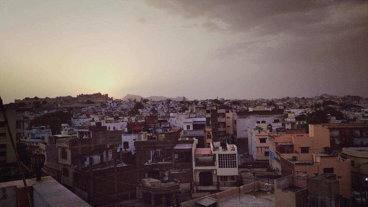 Eltravo - Hostel Udaipur Exterior photo
