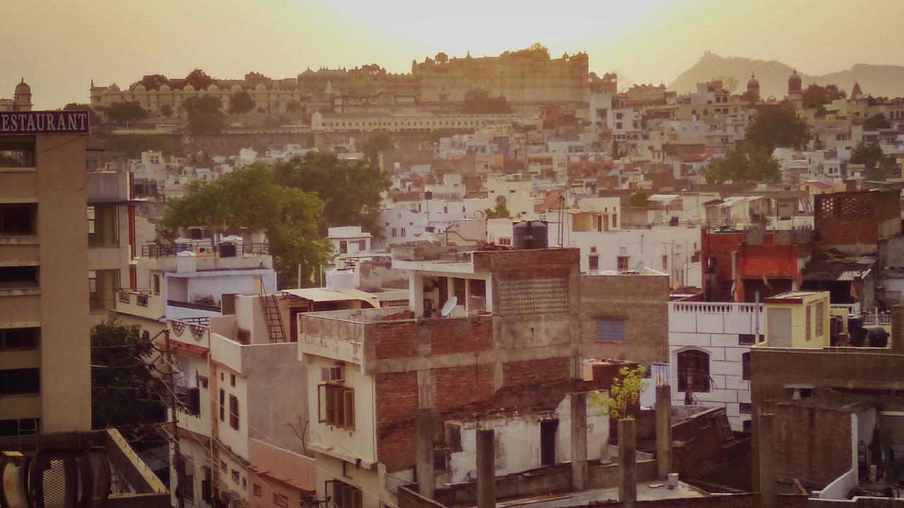 Eltravo - Hostel Udaipur Exterior photo